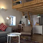 拜罗奥拓中心公寓 * Lisboa