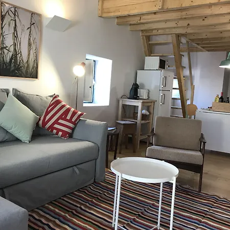 Center Bairro Alto Апартаменты Лиссабон